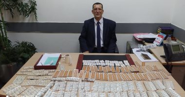 ضبط راكب فرنسى بمطار القاهرة حاول تهريب كمية من الأقراص المخدرة