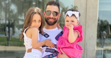 هابى عيد.. الأهلى ينشر احتفال اللاعبين بالعيد" السولية مع بناته ومتولى بالجلابية"