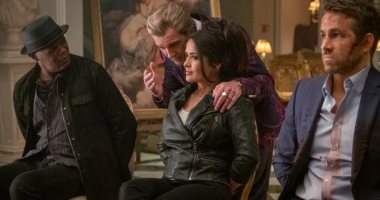رايان رينولدز يحمى سلمى حايك فى تريلر Hitman's Wife's Bodyguard