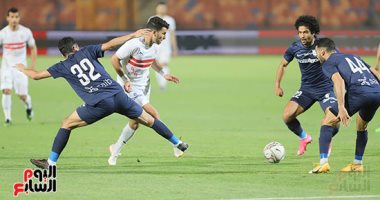محمود علاء يسجل الثالث للزمالك أمام إنبى بالدقيقة 45.. فيديو