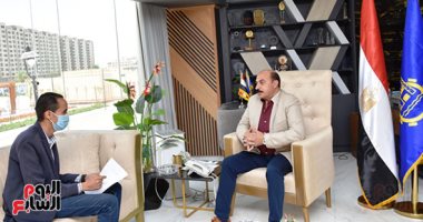محافظ أسوان: رصد 85 مليار جنيه للمشروعات على أرض درة النيل.. اللواء عطية: أى شخص يعمل مع الرئيس يتعب من أجل هذا الشعب.. ويؤكد: حياة كريمة دخلت 114 قرية.. والدولة وعدت فأوفت فى تعويضات النوبة