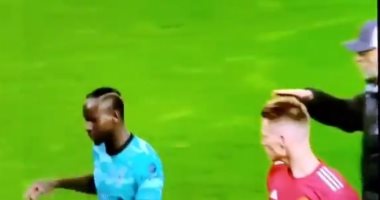 كلوب تعلقا على رفض مانى مصافحته: لا توجد مشكلة مع ساديو والأمور على ما يرام