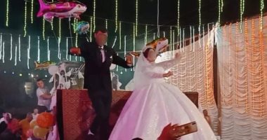 زفة عريس وعروسة بالمحلة الكبرى على "كبشة لودر".. صور