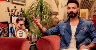معاناة شبيه تامر حسنى.. محمد مخلوف: الفيس بوك قفل حسابى بسببه