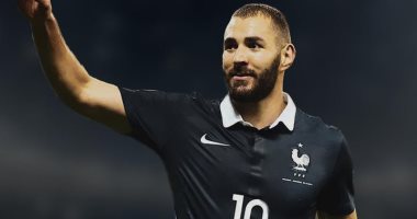 بنزيما: التتويج بالكرة الذهبية حلم أبدى وسعيد بالعودة لمنتخب فرنسا
