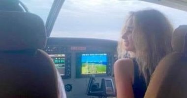وزارة الطيران: صورة هنا الزاهد داخل قمرة قيادة طائرة فى دولة تنزانيا وليس بمصر