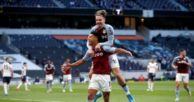 توتنهام يسقط أمام أستون فيلا بثنائية ويبتعد عن التأهل للدوري الأوروبي