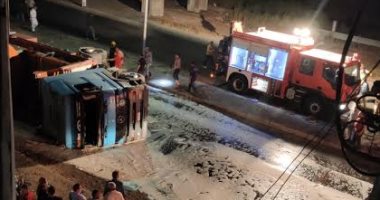 مصرع شاب وإصابة آخرين فى حادث انقلاب مقطورة فى طريق كفر سعد بدمياط 