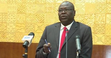 السودان يعلق الدراسة لمدة شهر ويوقف الصلوات والشعائر لاحتواء كورونا