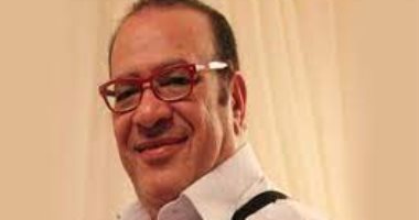 الفنان صلاح عبد الله يدعم الأهلى قبل نهائى أفريقيا: "مستنى العاشرة"