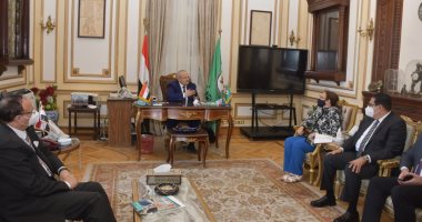 جامعة القاهرة تفتتح الإثنين أول كلية للنانو تكنولوجى فى مصر والشرق الأوسط