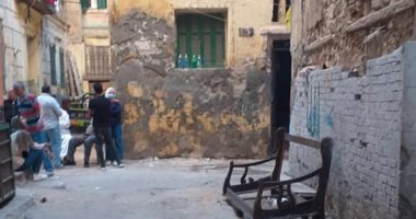 انهيار عقار قديم بالإسكندرية دون إصابات وإخلاء 4 أسر متضررة