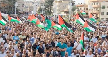 مصر تبدل آلام الفلسطينيين بفرحة حقن الدماء.. أجواء الانتصار تعم قطاع غزة بعد سريان وقف إطلاق النار برعاية مصرية.. الهتافات تتعالى فى القطاع: الله أكبر تحيا مصر صاحبة القضية وعاش السيسى