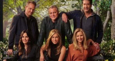 بعد 17 عاما من التوقف.. عودة أبطال مسلسل friends من جديد.. فيديو