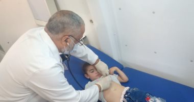 الكشف على ألف مريض بالقافلة الطبية ببنى عبس بأولاد صقر ضمن مبادرة حياة كريمة