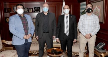 محافظا بنى سويف وسوهاج يستقبلان متدربى البرنامج الرئاسى لتأهيل الشباب للقيادة
