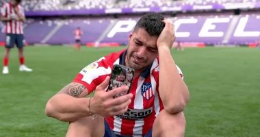 سواريز باكيا: برشلونة لم يقدرني.. وأتلتيكو مدريد فتح أبوابه لي "فيديو"