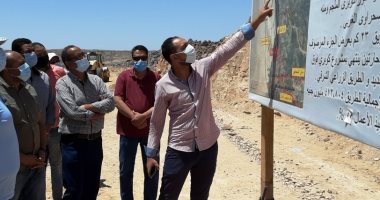 محافظ أسوان: إنشاء الطريق الإقليمى الدائرى الشرقى بتكلفة 593 مليون جنيه.. صور