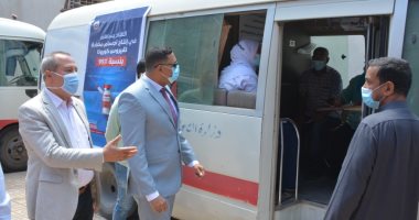سيارات طبية متنقلة لتطعيم كبار السن وأصحاب الأمراض المزمنة ضد كورونا بالدقهلية