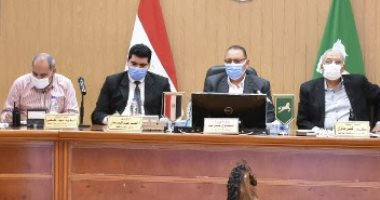 حياة كريمة.. محافظ الشرقية يعقد اجتماعا لمتابعة تطوير قرى مركز الحسينية