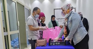 متطوعون بشمال سيناء يقدمون 1820 وجبة مجانية لرجال الإسعاف والهلال الأحمر 