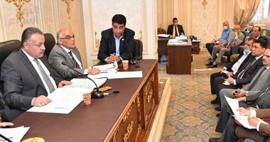 "شكاوي النواب" توافق على 4 اقتراحات تطوير وإدراج قرى في مبادرة حياة كريمة