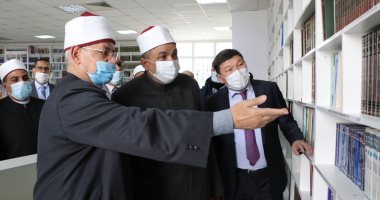 رئيس القطاع الدينى بالأوقاف يزور الجامعة المصرية للثقافة الإسلامية بكازاخستان.. صور