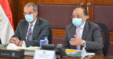 وزيرا التنمية المحلية والاتصالات يبحثان مجالات التعاون فى تنفيذ مبادرة "حياة كريمة"