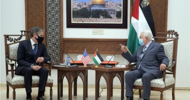 وزير الخارجية الأمريكى فى اليوم الأول لزيارته الرسمية للشرق الأوسط.. يلتقى قيادات فلسطينية وإسرائيلية.. ويتعهد بدعم إعمار غزة.. ويؤكد نية واشنطن إعادة فتح قنصليتها بالقدس.. ويبدأ الأربعاء زيارته للقاهرة