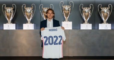 أهم أرقام لوكا مودريتش بعد التجديد مع ريال مدريد