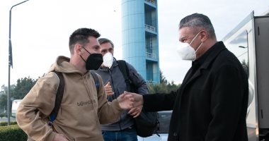 أخبار ميسي اليوم.. ليو يصل معسكر الأرجنتين ويتفق مع برشلونة على التجديد موسمين