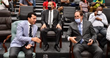 وزير الرياضة يصطحب وفد الأنوكا بجولة بمدينة مصر الدولية للألعاب الأولمبية