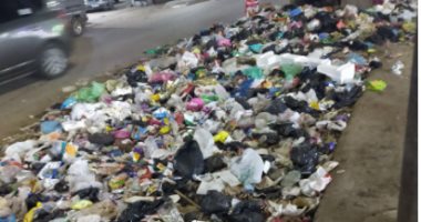شكوى من تراكم القمامة فى ميدان بهتيم بالقليوبية.. والمحافظ يرد