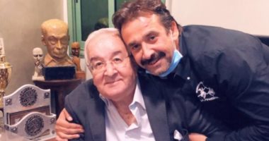 أعراض طفيفة.. تفاصيل الحالة الصحية للمخرج محمد عبد العزيز