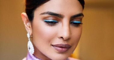 مكياج العيون الأزرق على طريقة المشاهير.. "بريانكا تشوبرا" تتألق بالأيلاينر