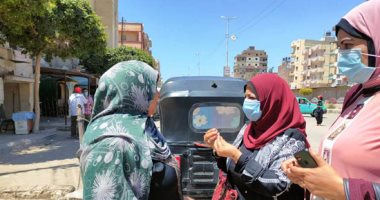 حملة توعية بأهمية تلقى لقاح كورونا بقرى "حياة كريمة" بكفر الشيخ.. صور 