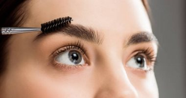 وصفات طبيعية لنمو وتقوية شعر الحاجبين.. سيبك من أدوات التجميل