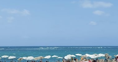 توافد المصطافين ورحلات اليوم الواحد للإسكندرية بعد قرار فتح الشواطئ.. لايف