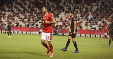 السوبر الأفريقى.. محمد شريف يحرز الهدف الأول للأهلى أمام نهضة بركان