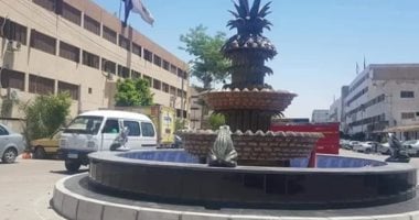 نقيب التشكيليين: "نافورة الأناناس والضفادع" بقنا تشوه الهوية البصرية للمحافظة