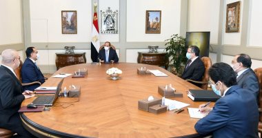 الرئيس السيسي يوجه باستغلال أصول الدولة من الأراضى والسواحل وصون قيمتها كثروة قومية.. ومراجعة نسب التنفيذ والتشغيل بالمشروعات السياحية غير المكتملة.. ويطلع على آخر مستجدات أنشطة قطاع السياحة وافتتاح المتاحف