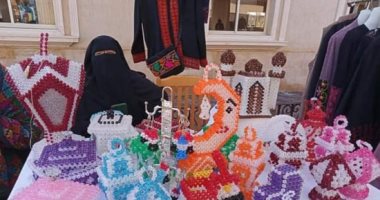 حكاية "عبير الليثى".. سيناوية علمت نفسها حرفة تشكيل الخرز لتصبح منتجة ومدربة