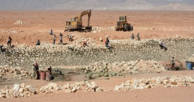 محافظ جنوب سيناء يتابع أعمال حماية أبورديس من خطر السيول بتكلفة 73 مليون جنيه