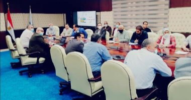 المجتمعات العمرانية تستعرض خطط ربط النقل في المدن الجديدة بمشروعات الدولة