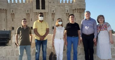 سفير دوله "كازاخستان" يزور قلعة قايتباى بالإسكندرية.. صور