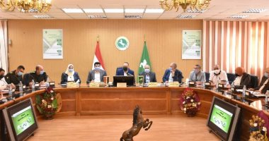 محافظ الشرقية يُشيد بمعدلات أداء مبادرة حياه كريمة بقرى مركز الحسينية