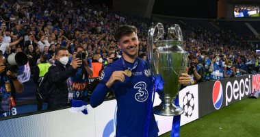 ماسون ماونت يحصل على التطعيم ضد كورونا بسبب ما حدث فى كأس اليورو
