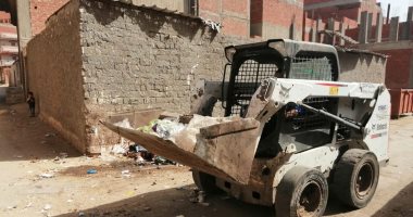 صور.. محافظ كفر الشيخ: رفع 2024 طن مخلفات وحملات نظافة مكثفة بالمراكز والمدن