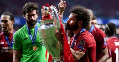 زى النهاردة.. محمد صلاح يعانق المجد ويتوج مع ليفربول بدورى أبطال أوروبا.. فيديو