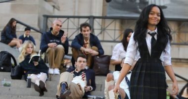 اعرف أهم شخصيات Gossip Girl من البوسترات الرسمية للمسلسل